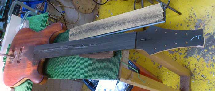 fretboard leveling